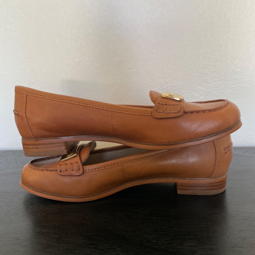 50% OFF SALE!!! MICHAEL KORS Brown Leather Loafers with Gold Detailing - Picture 5 of 5